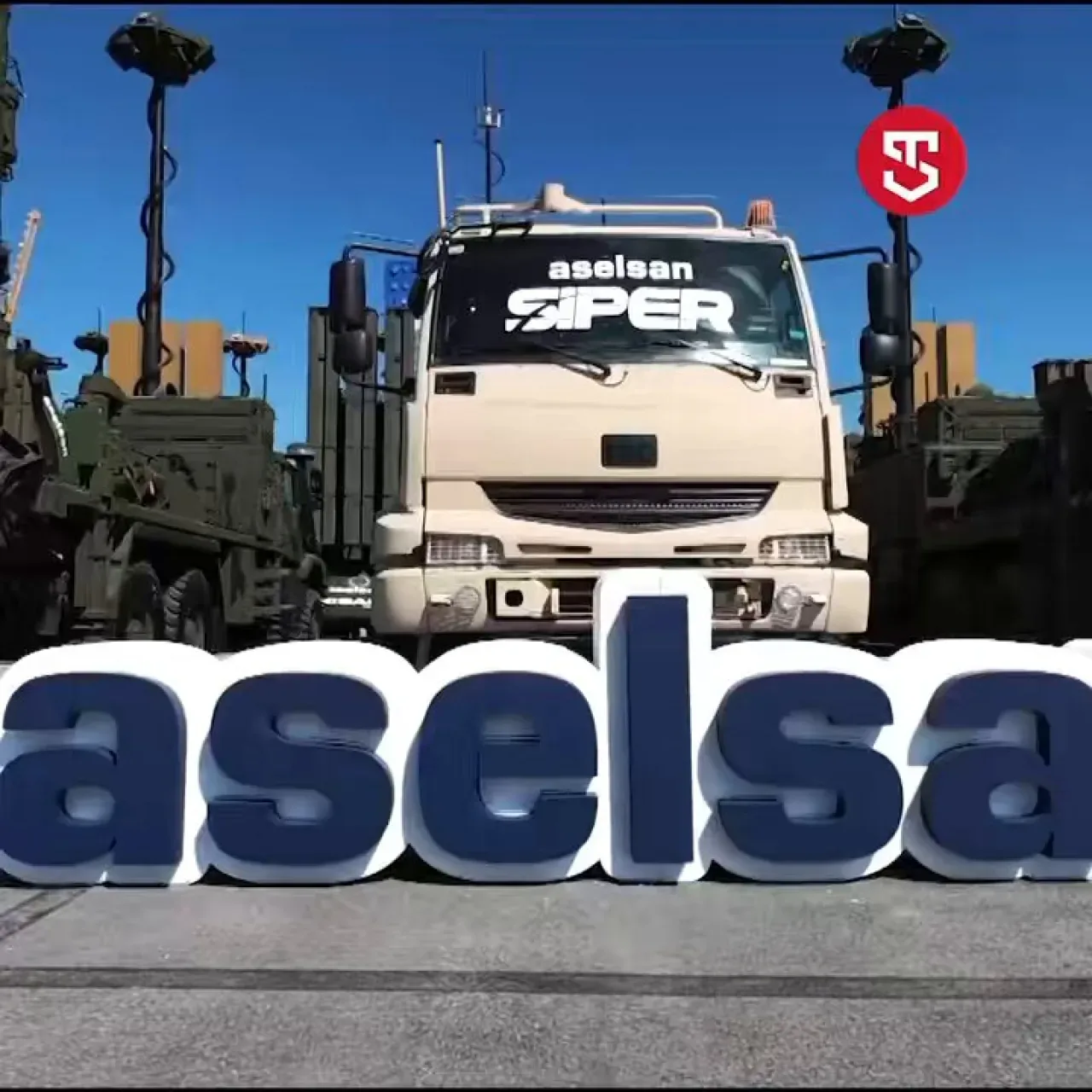 ASELSAN'tan İhracat ve Yerli Savunma Hamlesi İçin Milyar Dolarlık Anlaşmalar ASELSAN'tan İhracat ve Yerli Savunma Hamlesi İçin Milyar Dolarlık Anlaşmalar