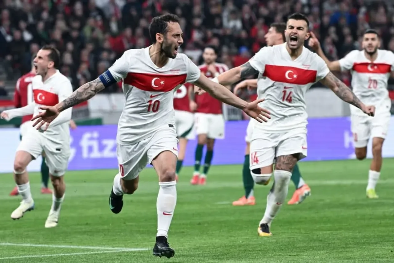 Türkiye, Bulgaristan'ı 2-0 Mağlup Ederek Dünya Kupası Yolunda Önemli Bir Galibiyet Aldı Türkiye, Bulgaristan'ı 2-0 Mağlup Ederek Dünya Kupası Yolunda Önemli Bir Galibiyet Aldı