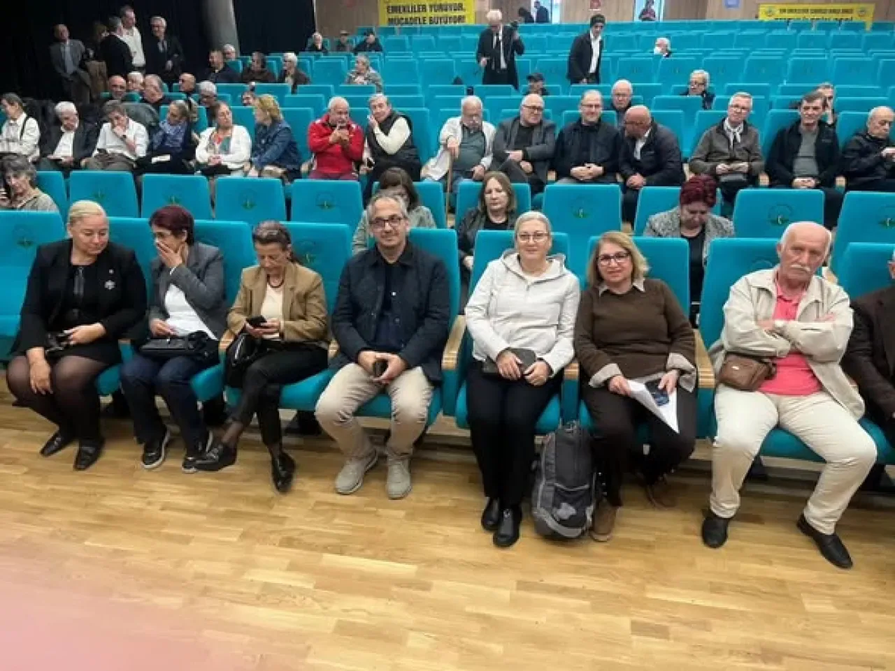 CHP'li Hanife Eren'den Emeklilerin Sorunlarına Dair Önemli Açıklamalar CHP'li Hanife Eren'den Emeklilerin Sorunlarına Dair Önemli Açıklamalar