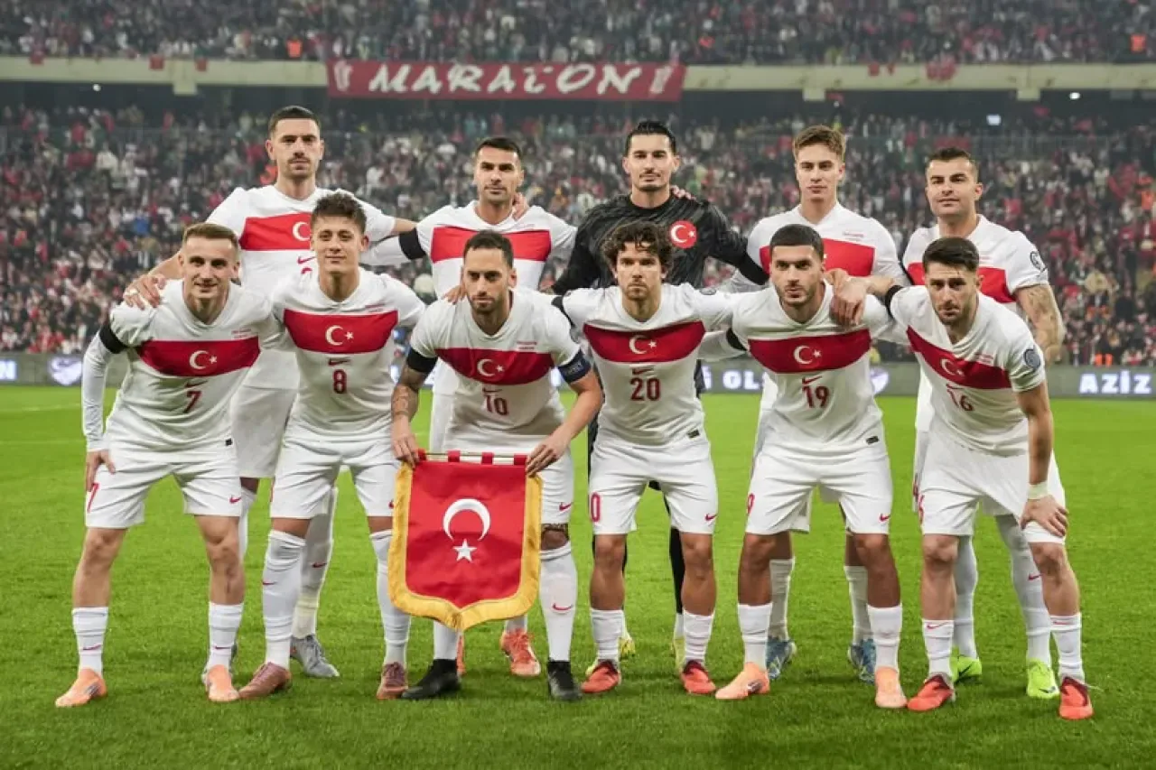 Türkiye, Bulgaristan'ı 2-0 Mağlup Etti Türkiye, Bulgaristan'ı 2-0 Mağlup Etti