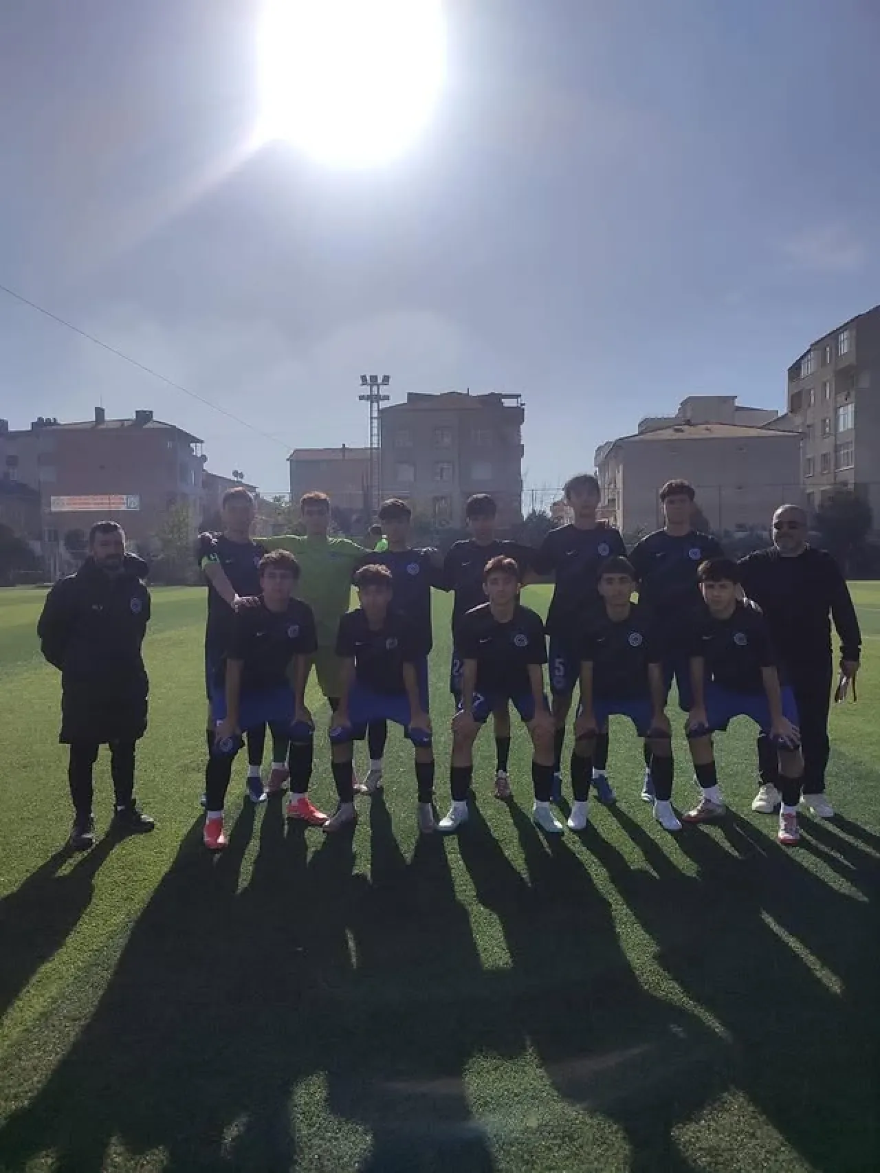 Pendik Kavakpınar SK U16 Takımı, Şile Spor'u Farklı Mağlup Etti Pendik Kavakpınar SK U16 Takımı, Şile Spor'u Farklı Mağlup Etti