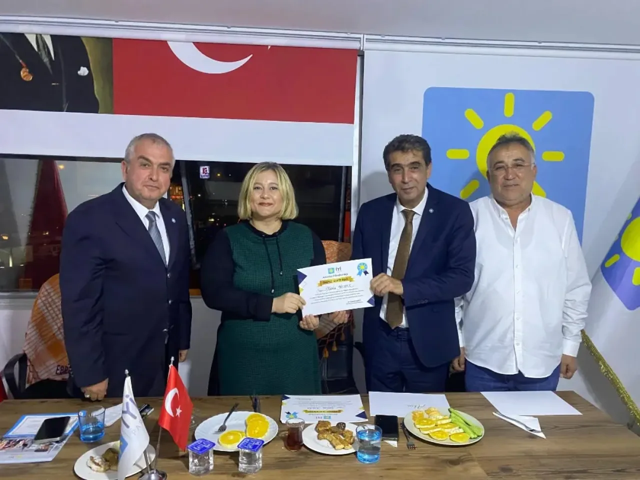 İYİ Parti Antalya İl Başkanı Ali Adnan Kaya Aksu'da Kongre Hazırlıklarını Başlattı İYİ Parti Antalya İl Başkanı Ali Adnan Kaya Aksu'da Kongre Hazırlıklarını Başlattı