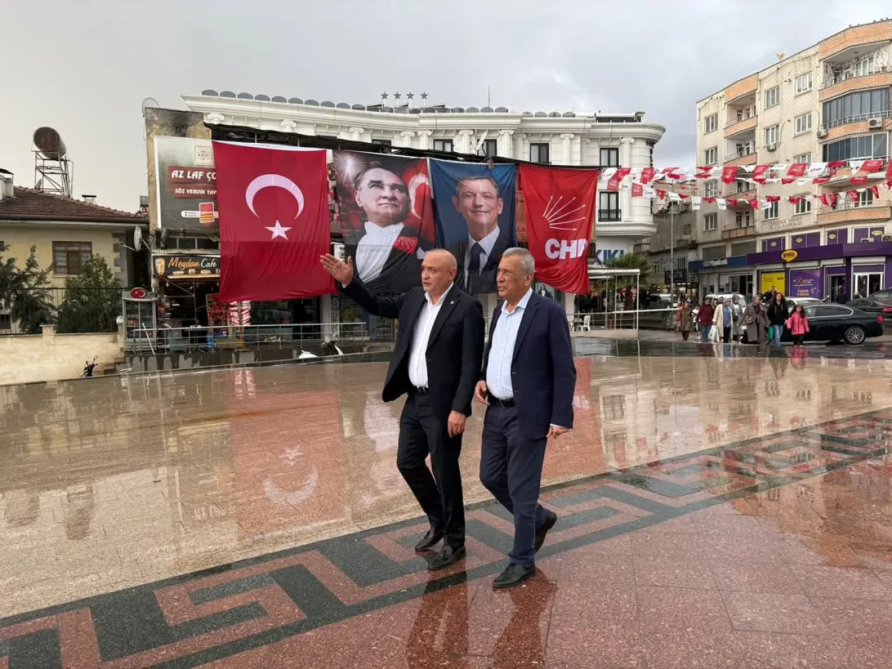 Kilis'te Millet İradesine Sahip Çıkıyor Mitingi Hazırlıkları Tamamlandı Kilis'te Millet İradesine Sahip Çıkıyor Mitingi Hazırlıkları Tamamlandı
