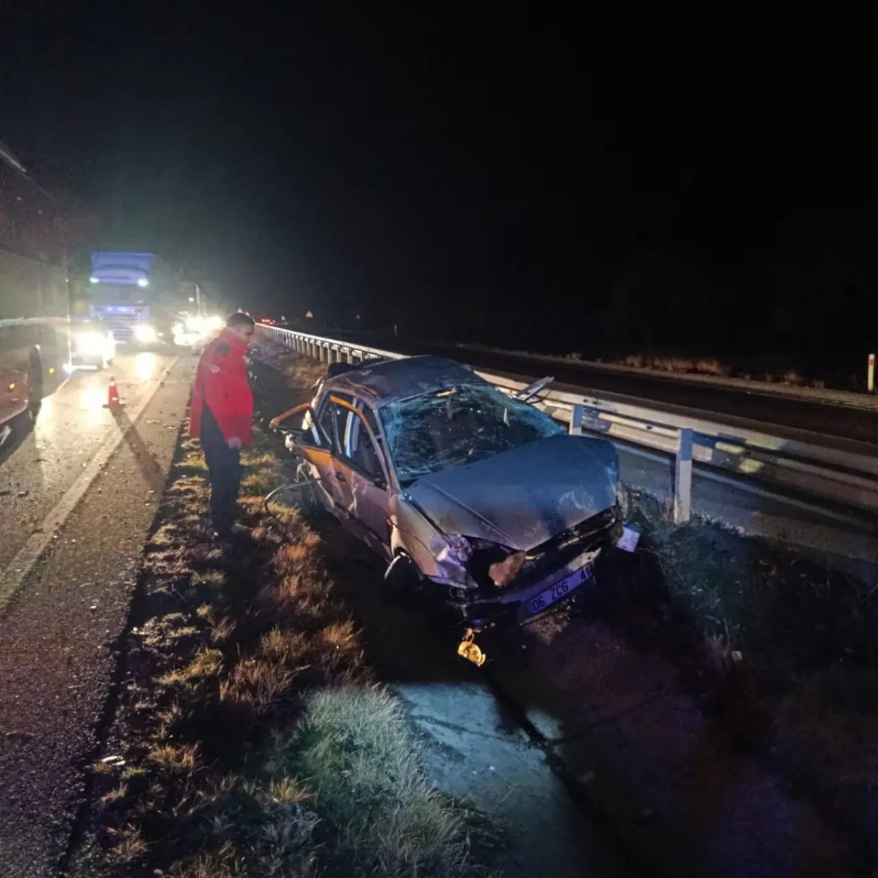 Çorum'da Otostop Kazası: Bir Kişi Hayatını Kaybetti Çorum'da Otostop Kazası: Bir Kişi Hayatını Kaybetti