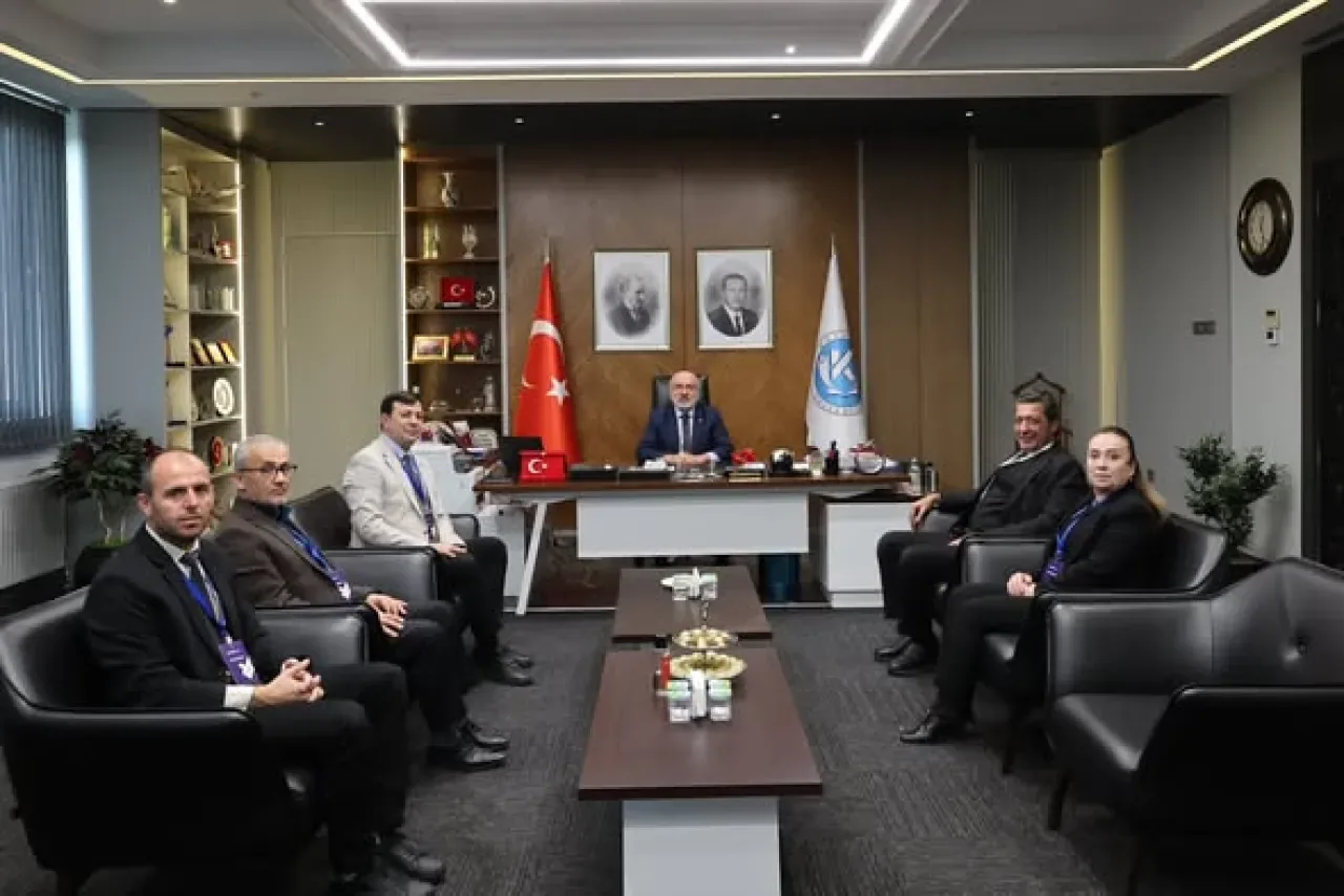Kayseri Üniversitesi'ne MEDEK Akreditasyon Ziyareti Kayseri Üniversitesi'ne MEDEK Akreditasyon Ziyareti