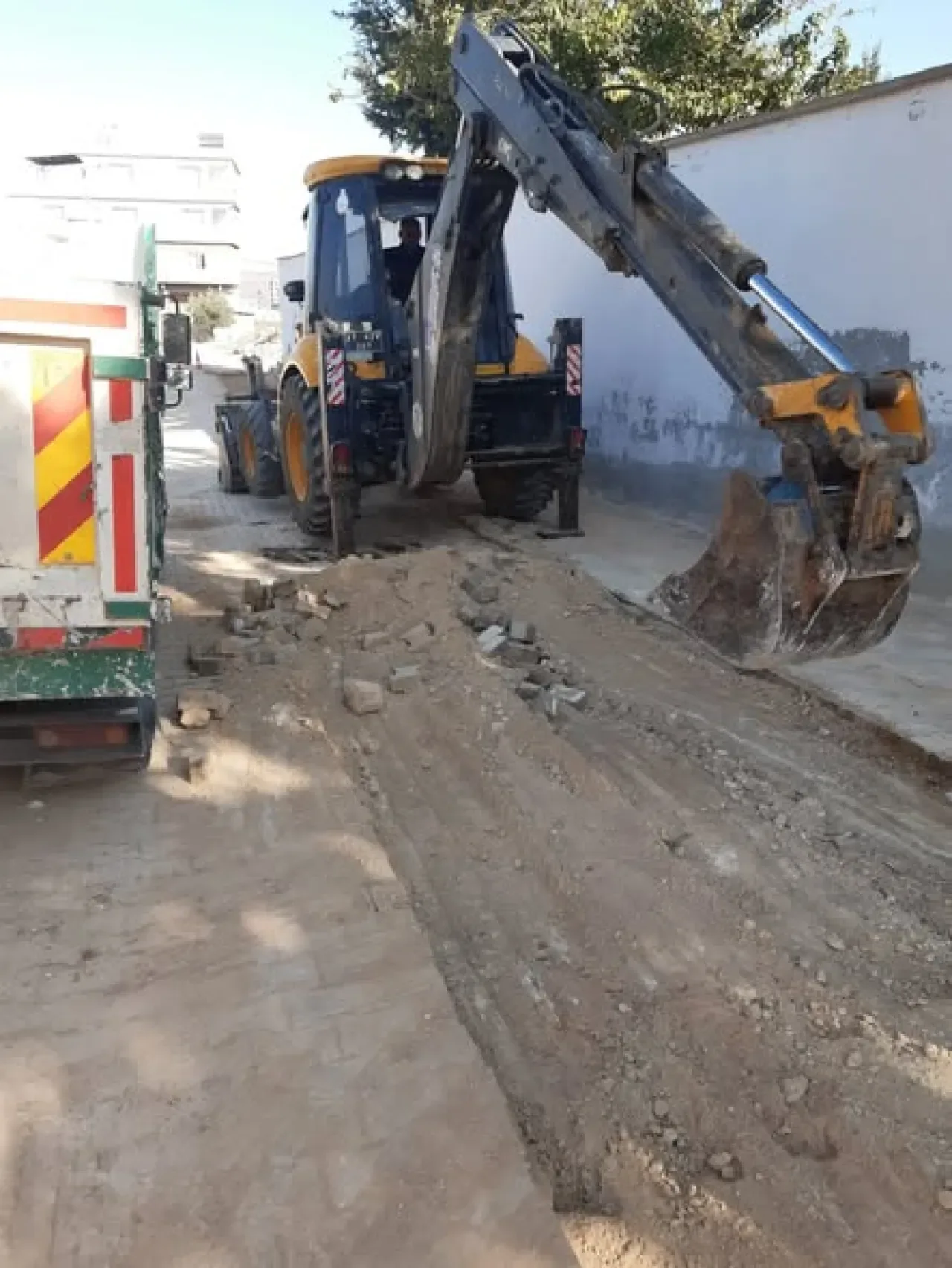 Oğuzeli'nde Kilit Parke Tadilatına Hız Verildi Oğuzeli'nde Kilit Parke Tadilatına Hız Verildi