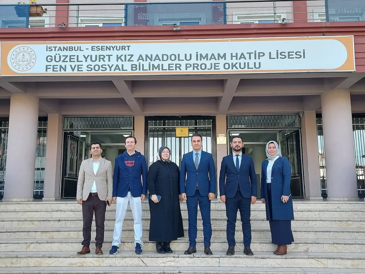 Esenyurt'tan Eğitim Başarısı: LGS'de Türkiye Birinciliği Esenyurt'tan Eğitim Başarısı: LGS'de Türkiye Birinciliği