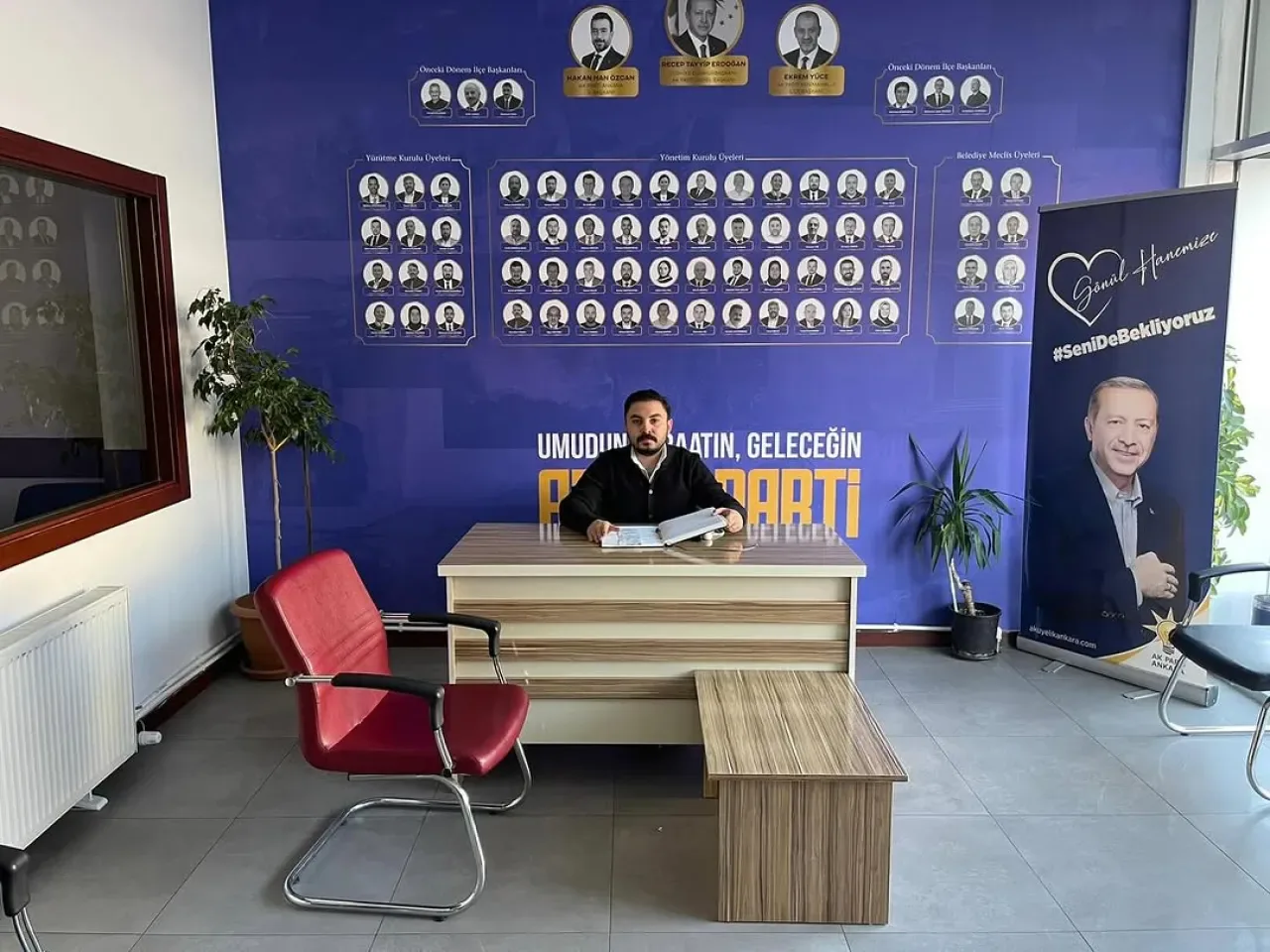 AK Parti Yenimahalle İlçe Başkanlığı'nın Nöbetçi Yönetim Kurulu ve İletişim Bilgileri AK Parti Yenimahalle İlçe Başkanlığı'nın Nöbetçi Yönetim Kurulu ve İletişim Bilgileri