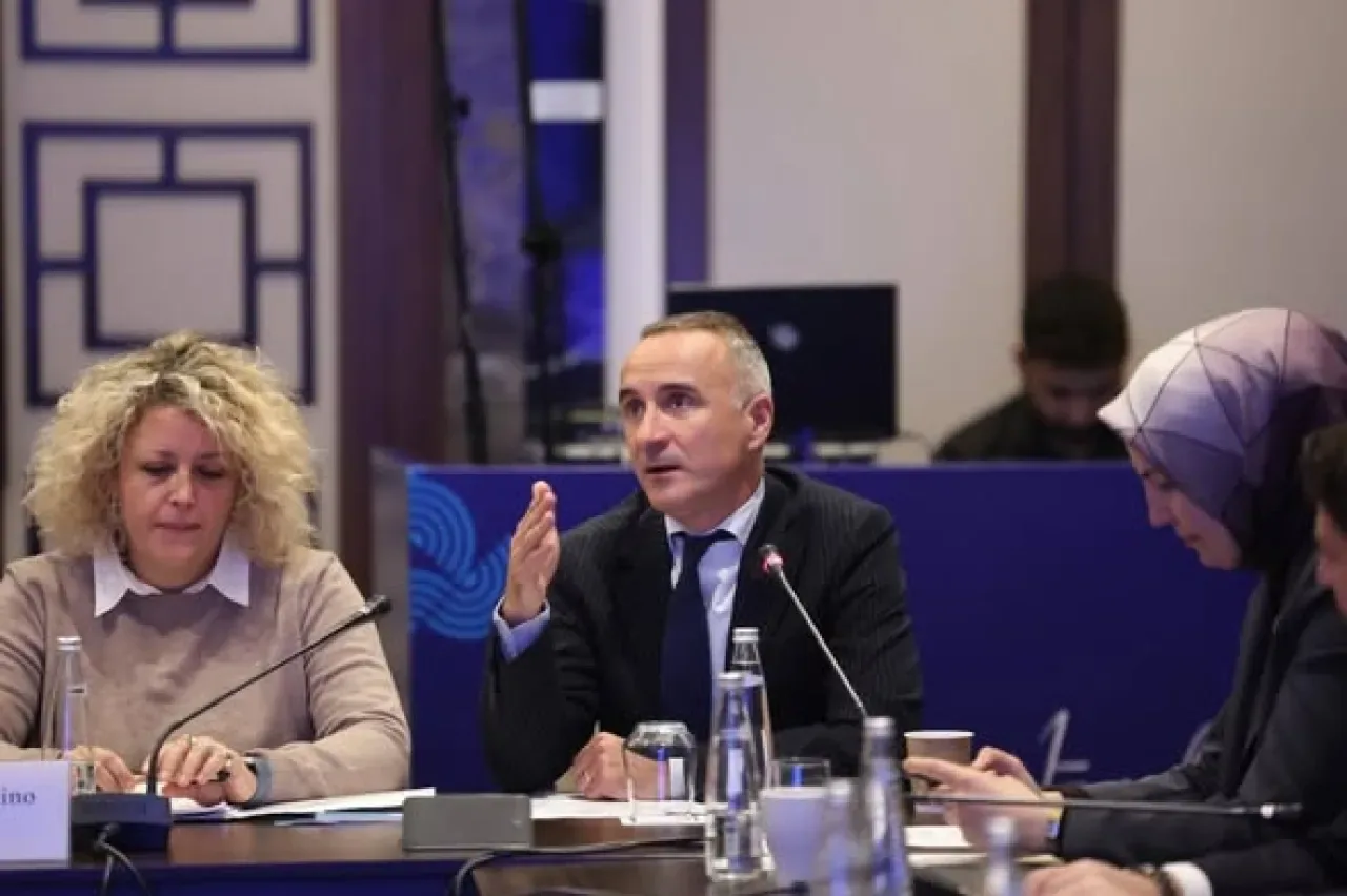 AK Partili Yıldız, AGİT PA Genel Kurulu'nda Gençlerin Dijital Risklerini Ele Aldı AK Partili Yıldız, AGİT PA Genel Kurulu'nda Gençlerin Dijital Risklerini Ele Aldı