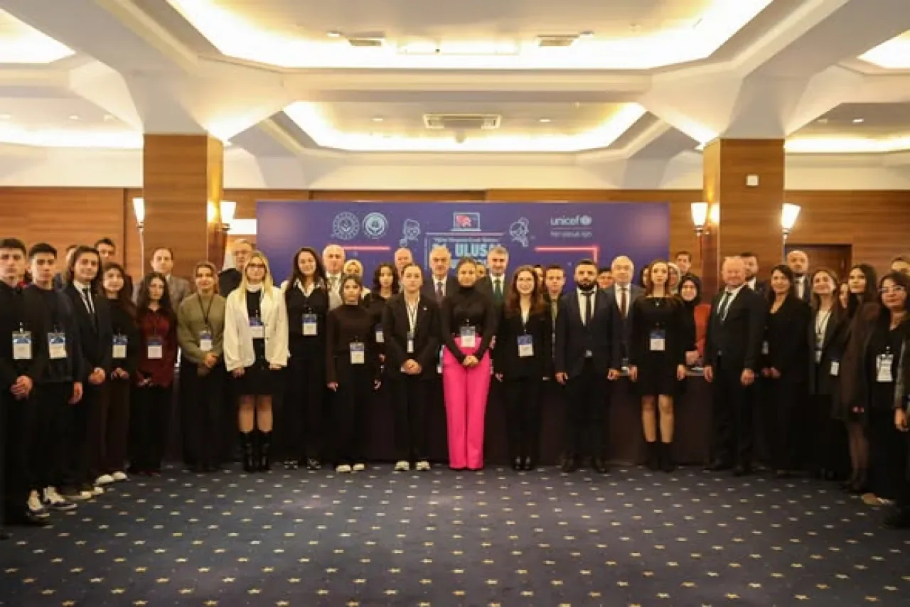 Marmara Bölgesi 26. Ulusal Çocuk Forumu Bursa'da Başladı Marmara Bölgesi 26. Ulusal Çocuk Forumu Bursa'da Başladı