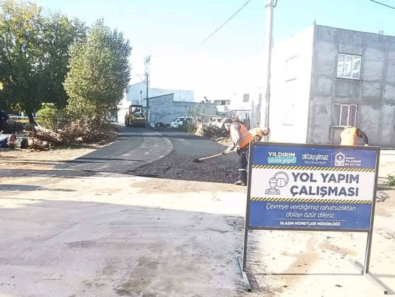 Yıldırım'da Mahalle Sokakları Yenileniyor Yıldırım'da Mahalle Sokakları Yenileniyor