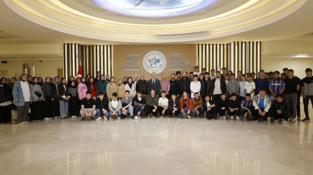 Çaykara İmam Hatip Lisesi Öğrencileri Gaziantep İslam Bilim ve Teknoloji Üniversitesi'ni Ziyaret Etti Çaykara İmam Hatip Lisesi Öğrencileri Gaziantep İslam Bilim ve Teknoloji Üniversitesi'ni Ziyaret Etti