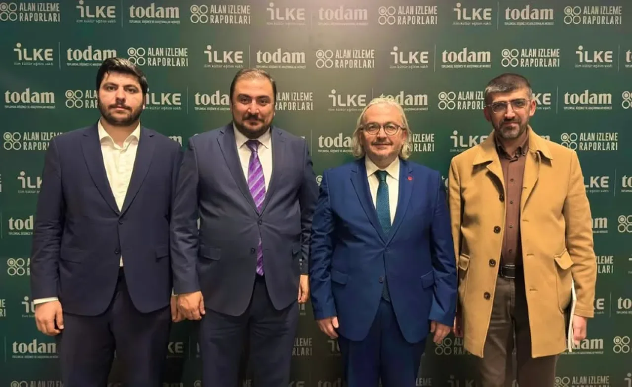 Saadet Partisi Ankara İl Başkanlığı'ndan Hukuk İzleme Raporu 2024 Sunumuna Katılım Saadet Partisi Ankara İl Başkanlığı'ndan Hukuk İzleme Raporu 2024 Sunumuna Katılım