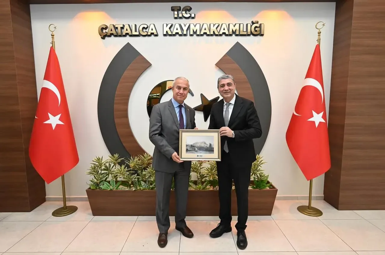 Alanya Belediye Başkanı, Çatalca'da Kaymakam Öztürk'ü Ziyaret Etti Alanya Belediye Başkanı, Çatalca'da Kaymakam Öztürk'ü Ziyaret Etti