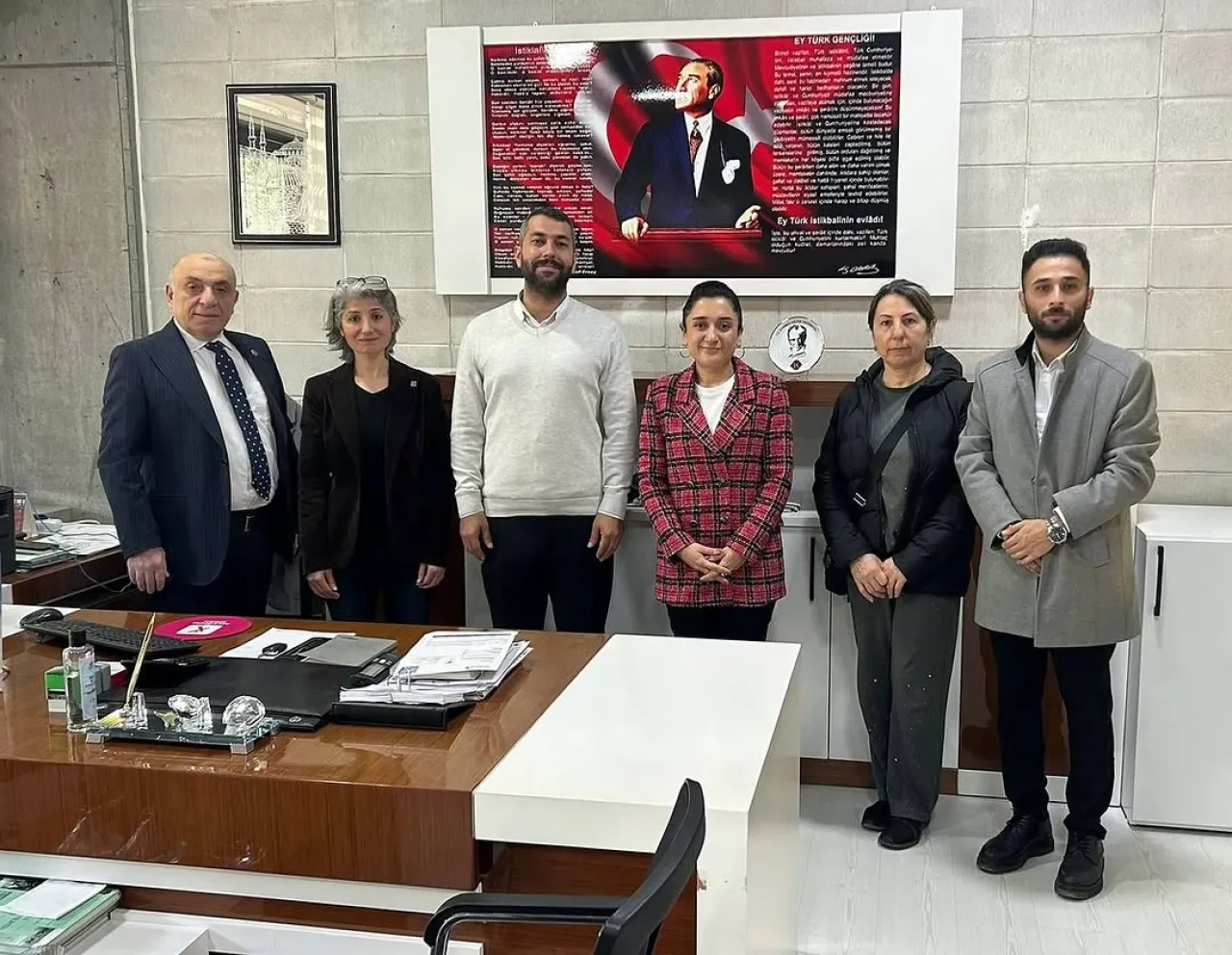 CHP Güngören İlçe Başkanı Canan Yılmazcan Okul Ziyaretlerini Tamamladı CHP Güngören İlçe Başkanı Canan Yılmazcan Okul Ziyaretlerini Tamamladı