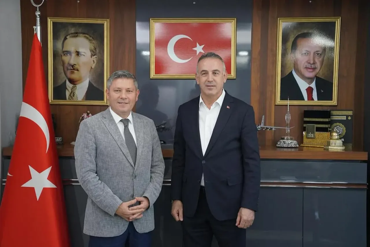 AK Parti Beykoz İlçe Başkanlığı, Ümraniye İlçe Başkanı Salim Çetinkaya'yı Ziyaret Etti AK Parti Beykoz İlçe Başkanlığı, Ümraniye İlçe Başkanı Salim Çetinkaya'yı Ziyaret Etti