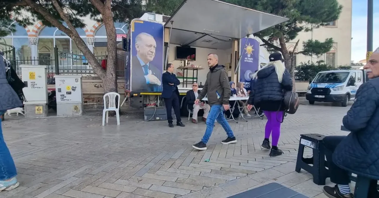 AK Parti Maltepe'de AK Nokta Açıldı AK Parti Maltepe'de AK Nokta Açıldı