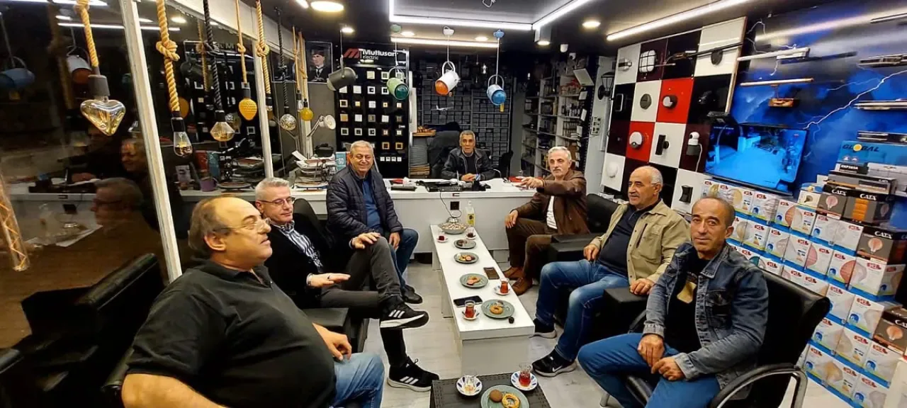 AK Parti Konyaaltı'nda Ekim Ayı Mahalle Toplantısı Gerçekleştirildi AK Parti Konyaaltı'nda Ekim Ayı Mahalle Toplantısı Gerçekleştirildi