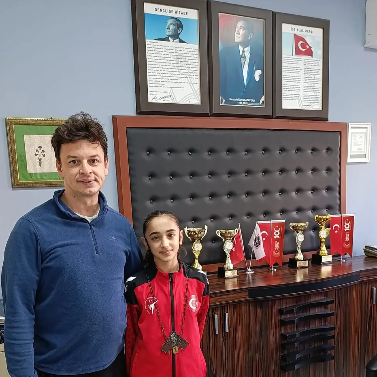 Sultangazili Genç Sporcu İremsu Güzel, Romanya'da Taekwondo Şampiyonluğu Kazandı Sultangazili Genç Sporcu İremsu Güzel, Romanya'da Taekwondo Şampiyonluğu Kazandı