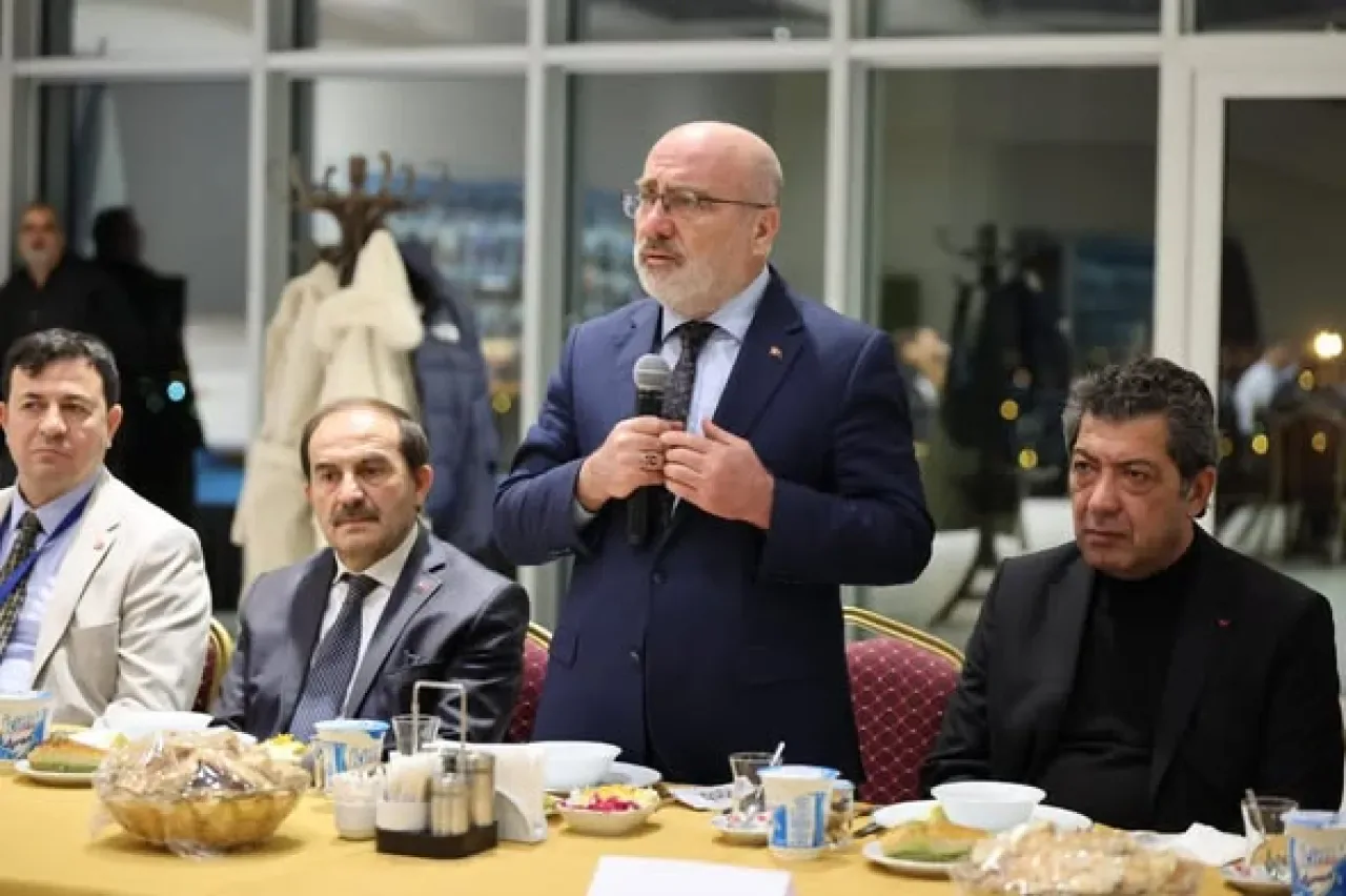 Kayseri Üniversitesi'nde Akreditasyon ve Sanayi İş Birliği Toplantısı Kayseri Üniversitesi'nde Akreditasyon ve Sanayi İş Birliği Toplantısı