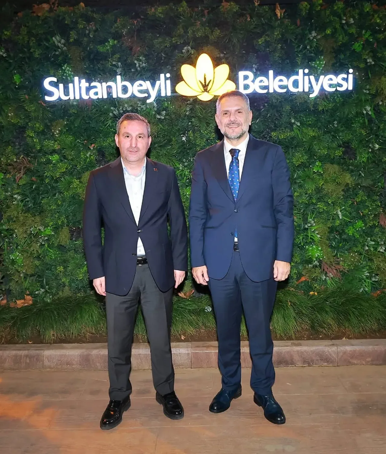 Belediye Başkanları Arasında Nazik Ziyaret: Sultanbeyli'de Misafir Ağırlandı Belediye Başkanları Arasında Nazik Ziyaret: Sultanbeyli'de Misafir Ağırlandı