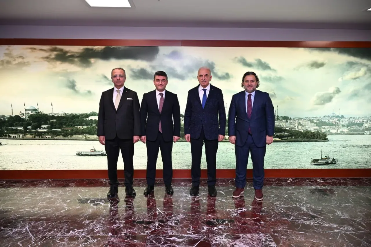 Ümraniye Kaymakamı ve Belediye Başkanı, İstanbul Anadolu Cumhuriyet Başsavcısı'nı Ziyaret Etti Ümraniye Kaymakamı ve Belediye Başkanı, İstanbul Anadolu Cumhuriyet Başsavcısı'nı Ziyaret Etti