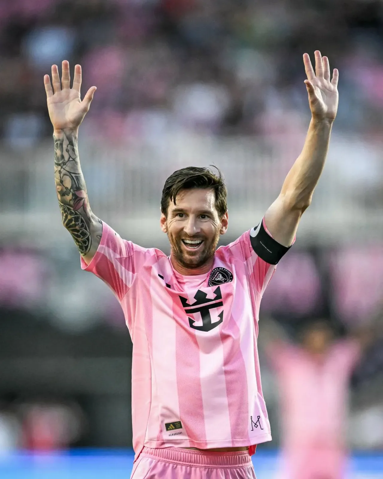 Dursun Özbek'ten Lionel Messi Yorumu: "Kulüp İçin Faydalı Olabilir" Dursun Özbek'ten Lionel Messi Yorumu: "Kulüp İçin Faydalı Olabilir"