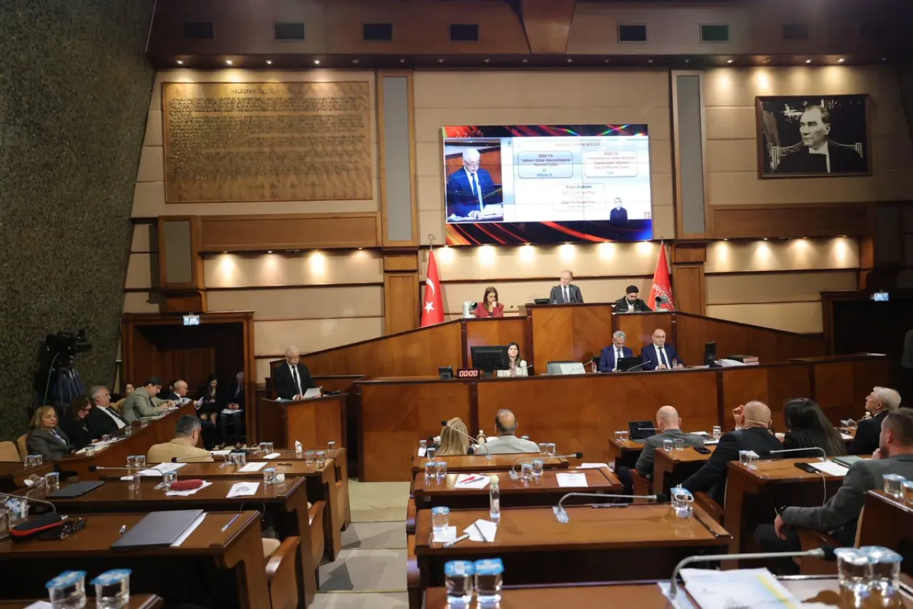Kartal Belediye Başkanı Yüksel, İSKİ ve 20 İlçenin 2026 Bütçelerinin Görüşüldüğünü Açıkladı Kartal Belediye Başkanı Yüksel, İSKİ ve 20 İlçenin 2026 Bütçelerinin Görüşüldüğünü Açıkladı