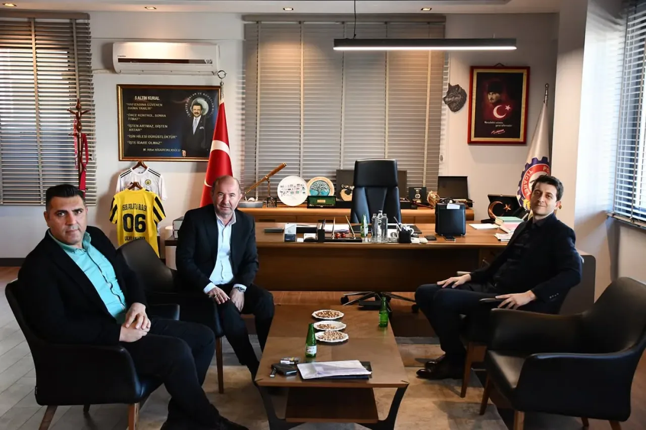 Polatlı Ticaret Odası'ndan İş Bankası ve İş Portföy'e Ziyaret Polatlı Ticaret Odası'ndan İş Bankası ve İş Portföy'e Ziyaret