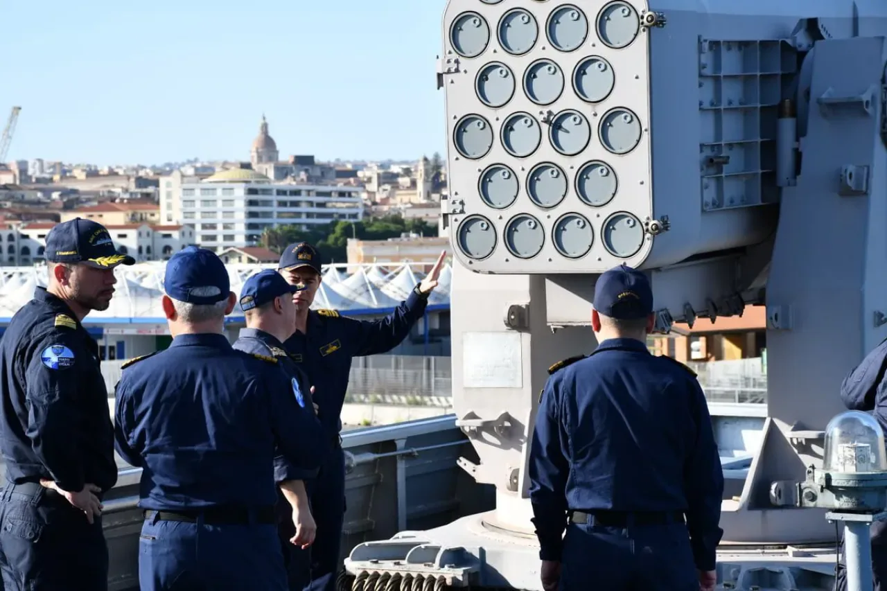 TCG Heybeliada Korveti'nin RAM Füze Sistemi Tam Kapasite ile Görüntülendi TCG Heybeliada Korveti'nin RAM Füze Sistemi Tam Kapasite ile Görüntülendi