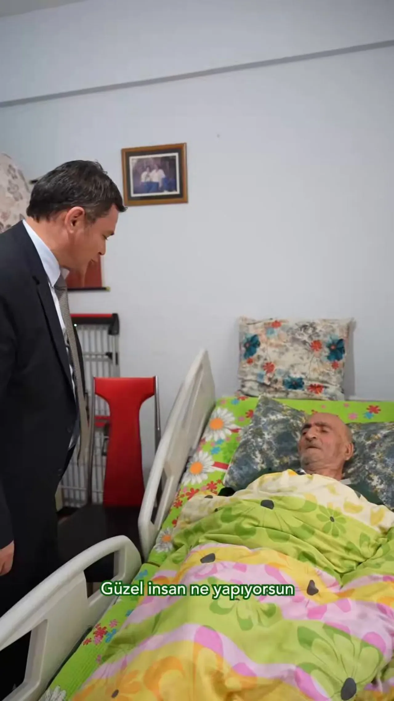 Emektar Parti Üyesi Hakkı Amca'ya Başkan Aydın'dan Ziyaret Emektar Parti Üyesi Hakkı Amca'ya Başkan Aydın'dan Ziyaret