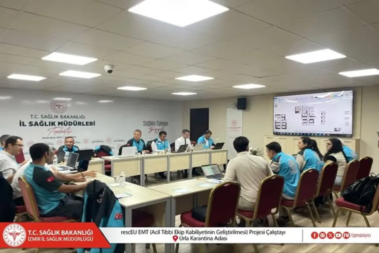 İzmir'de Uluslararası Afet Eğitimi ve Çalıştayı Düzenleniyor İzmir'de Uluslararası Afet Eğitimi ve Çalıştayı Düzenleniyor