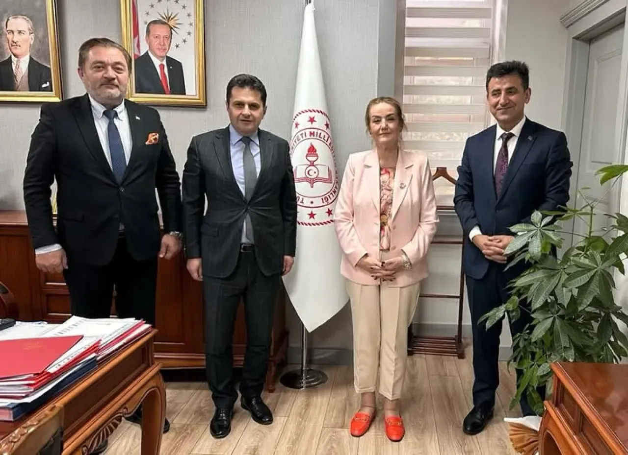 Etimesgut'a Yeni Mesleki ve Teknik Anadolu Liseleri Planlanıyor Etimesgut'a Yeni Mesleki ve Teknik Anadolu Liseleri Planlanıyor
