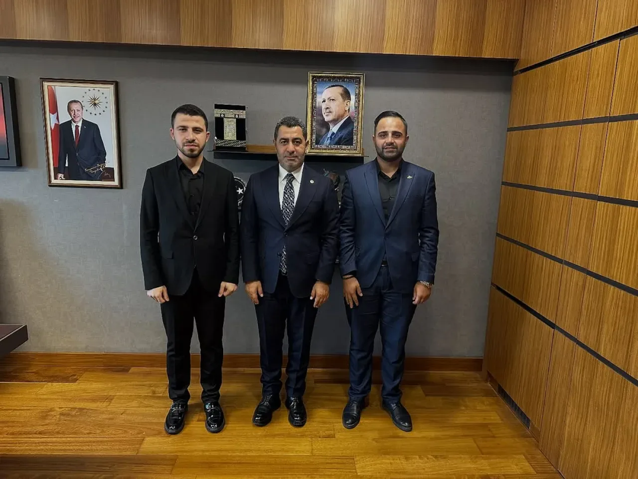 Gaziantep Milletvekili Bozgeyik, Gençlik Kolları Temsilcileriyle Görüştü Gaziantep Milletvekili Bozgeyik, Gençlik Kolları Temsilcileriyle Görüştü