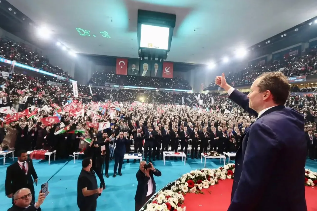 Yeniden Refah Partisi Avcılar 3. Olağan Büyük Kongresi Gerçekleşti Yeniden Refah Partisi Avcılar 3. Olağan Büyük Kongresi Gerçekleşti