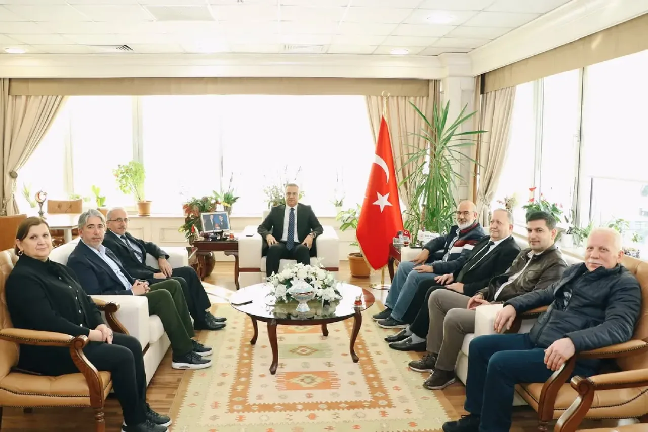 Sancaktepe Geliştirme ve Eğitim Derneği Kaymakam Yavuz'u Ziyaret Etti Sancaktepe Geliştirme ve Eğitim Derneği Kaymakam Yavuz'u Ziyaret Etti