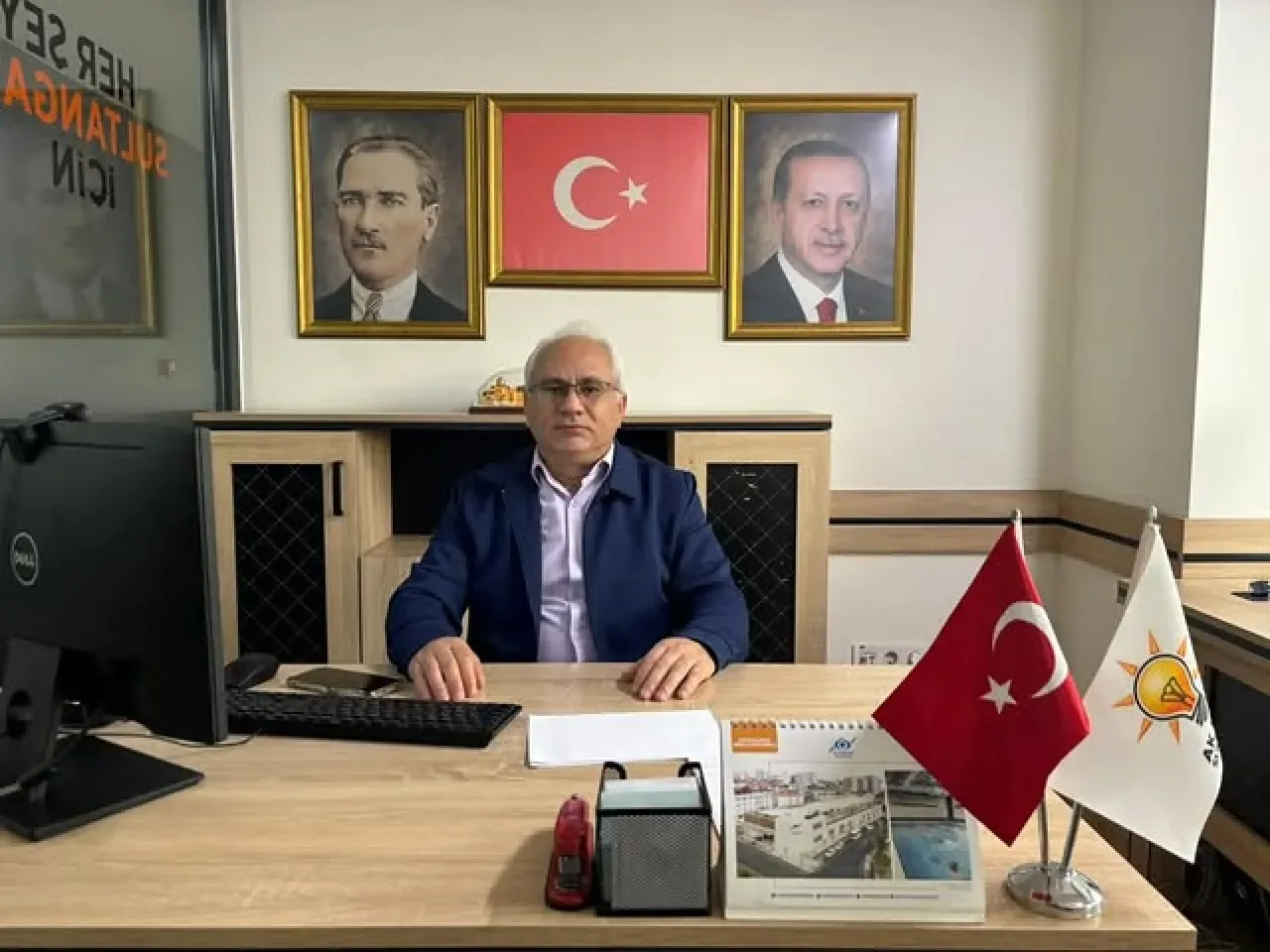 AK Parti Sultangazi İlçe Başkanlığı'nda Nöbetçi Başkan Uygulaması AK Parti Sultangazi İlçe Başkanlığı'nda Nöbetçi Başkan Uygulaması