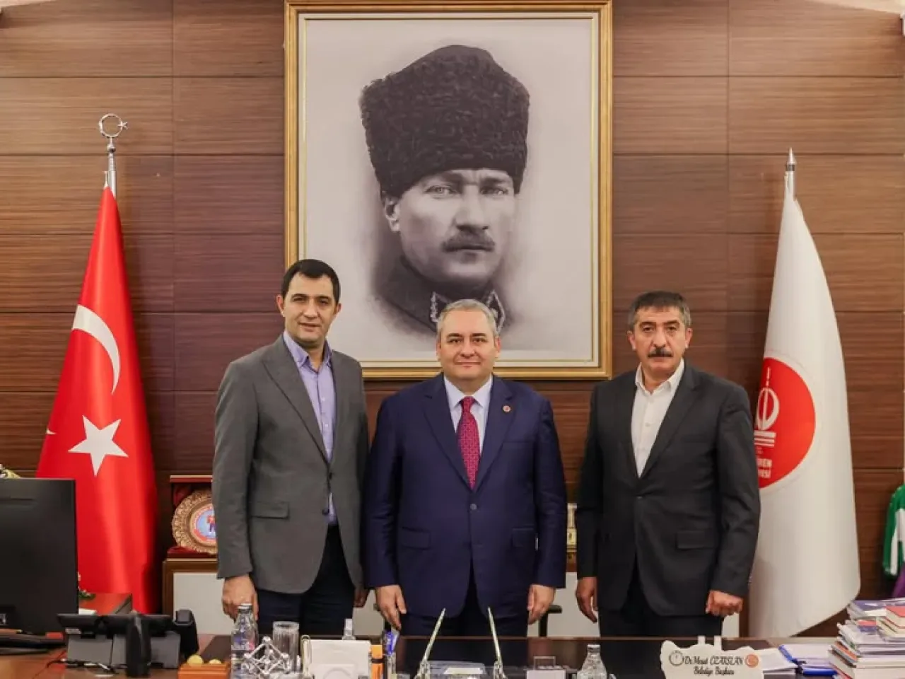 CHP'li Başkan'dan Anlamlı Ziyaret: Keçiören'de Kafkaslar Buluşması CHP'li Başkan'dan Anlamlı Ziyaret: Keçiören'de Kafkaslar Buluşması
