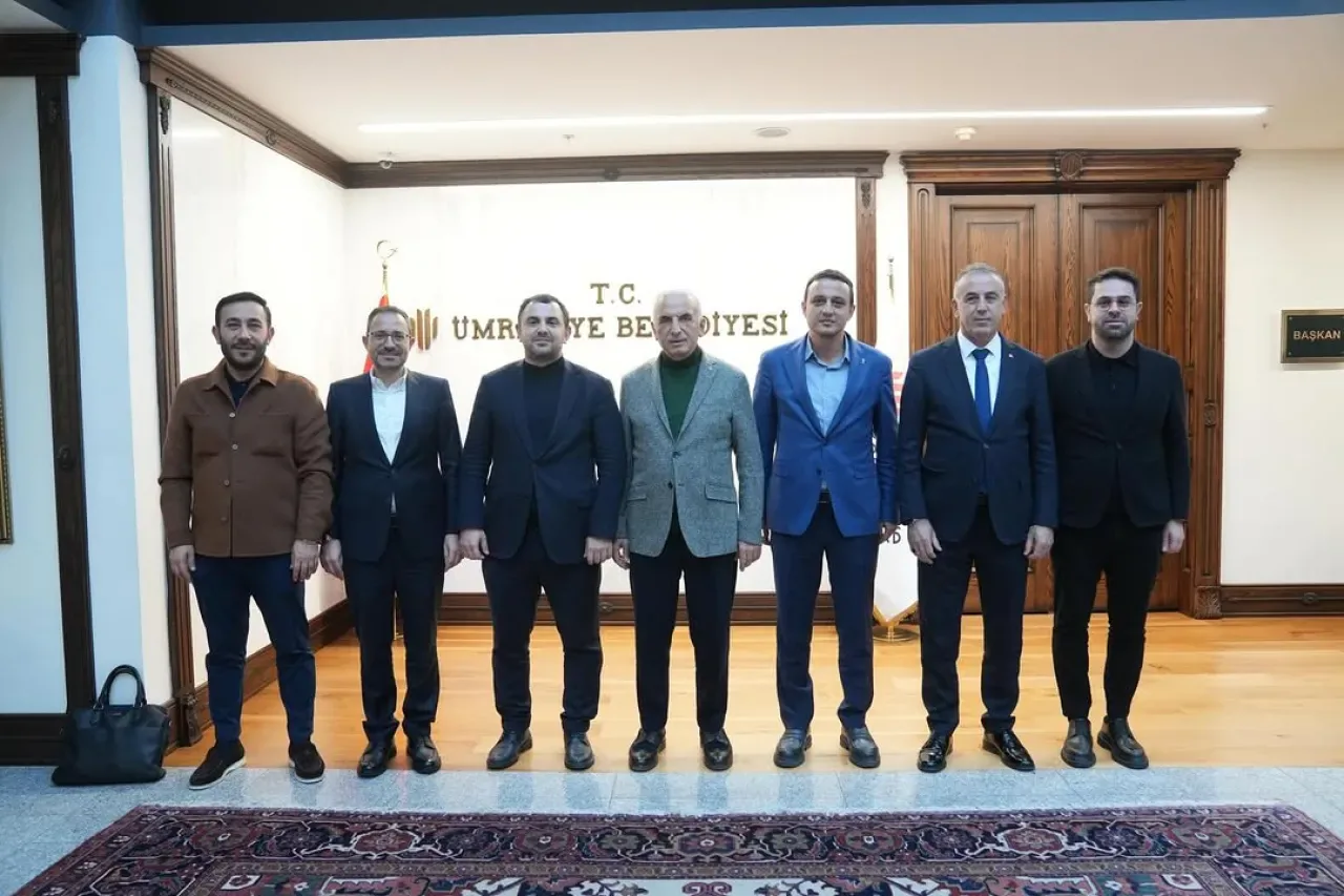 AK Parti Ümraniye İlçe Başkanlığı, Belediye Başkanı Yıldırım'ı Ziyaret Etti AK Parti Ümraniye İlçe Başkanlığı, Belediye Başkanı Yıldırım'ı Ziyaret Etti