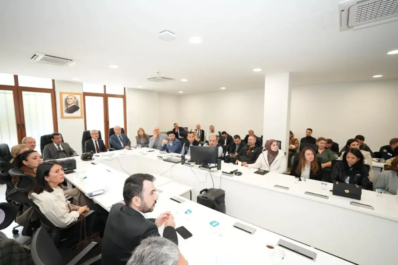 Üsküdar'da Ulusal Deprem Tatbikatı Hazırlık Toplantısı Yapıldı Üsküdar'da Ulusal Deprem Tatbikatı Hazırlık Toplantısı Yapıldı
