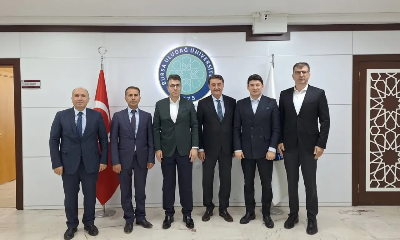 Bursa'da Meslek Yüksekokulları İçin Sektör-Üniversite İş Birliği Protokolü Yürürlüğe Girdi Bursa'da Meslek Yüksekokulları İçin Sektör-Üniversite İş Birliği Protokolü Yürürlüğe Girdi