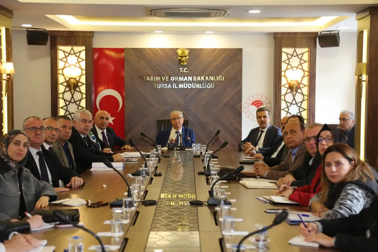Bursa'da Kuraklık Kriz Merkezi Toplantısı Gerçekleştirildi Bursa'da Kuraklık Kriz Merkezi Toplantısı Gerçekleştirildi