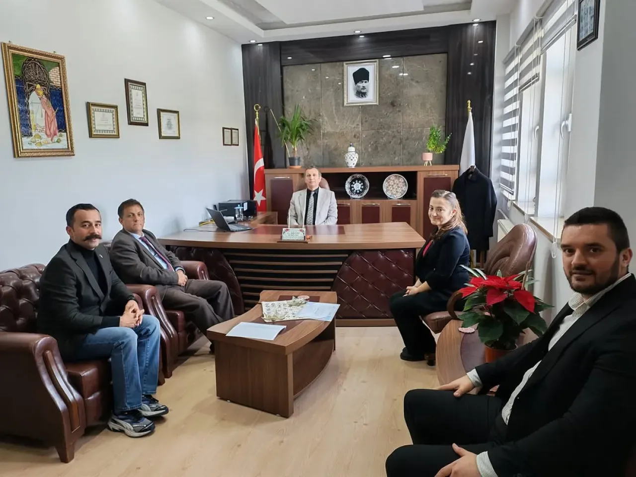 Bursalı Öğretmenler Eğitimde İyi Uygulamaları Yerinde Gözlemlemek Üzere İtalya'ya Gitti Bursalı Öğretmenler Eğitimde İyi Uygulamaları Yerinde Gözlemlemek Üzere İtalya'ya Gitti