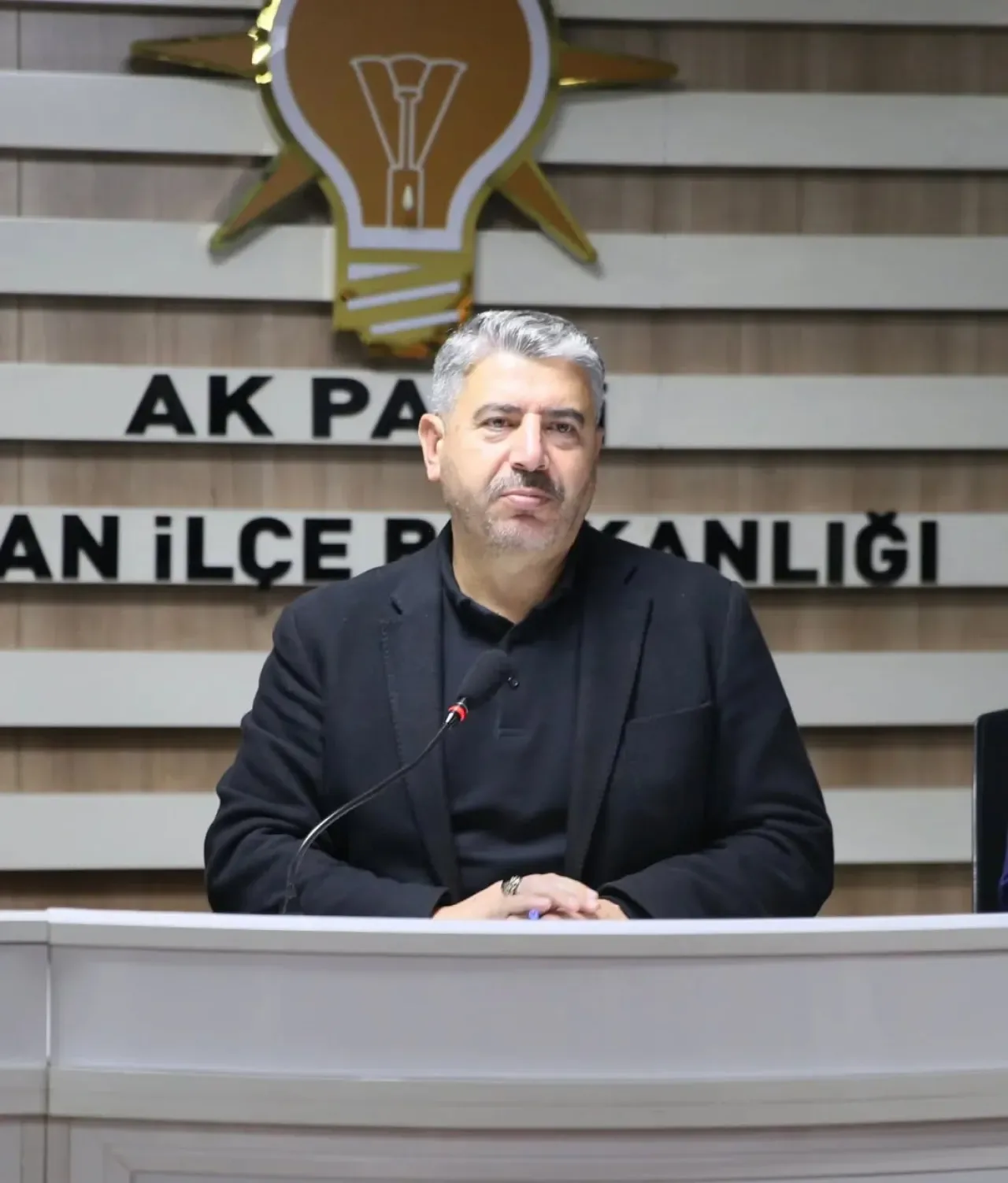 AK Parti Sincan İlçe Başkanlığı'nda Yönetim Kurulu Toplantısı Yapıldı AK Parti Sincan İlçe Başkanlığı'nda Yönetim Kurulu Toplantısı Yapıldı