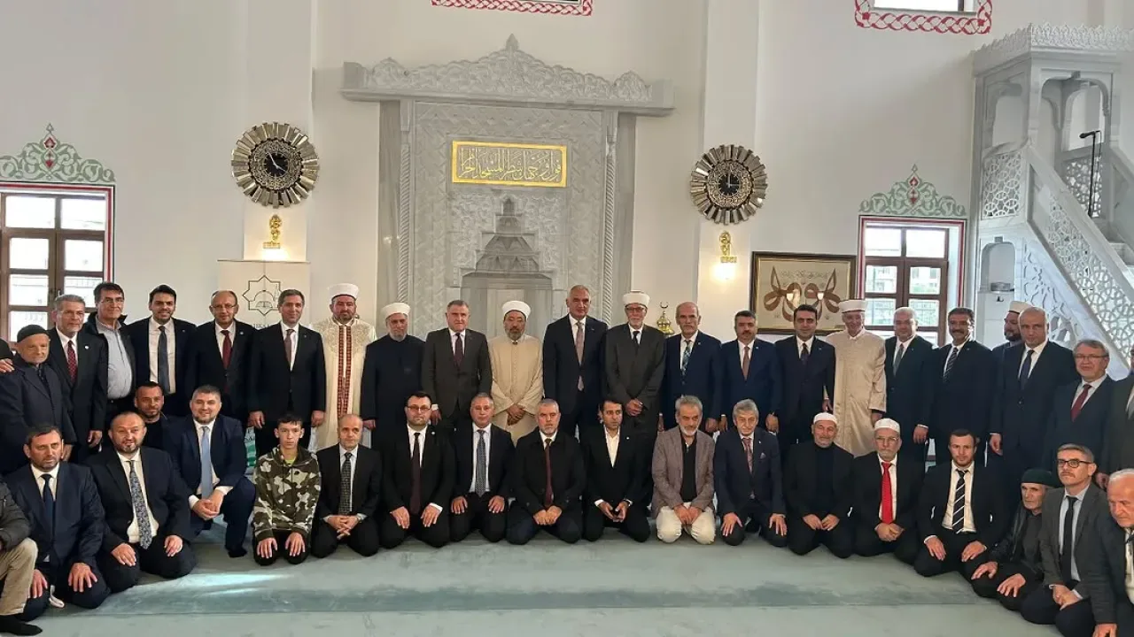 Bulgaristan'ın Kırcaali Şehrinde Yeni Cami Açıldı Bulgaristan'ın Kırcaali Şehrinde Yeni Cami Açıldı