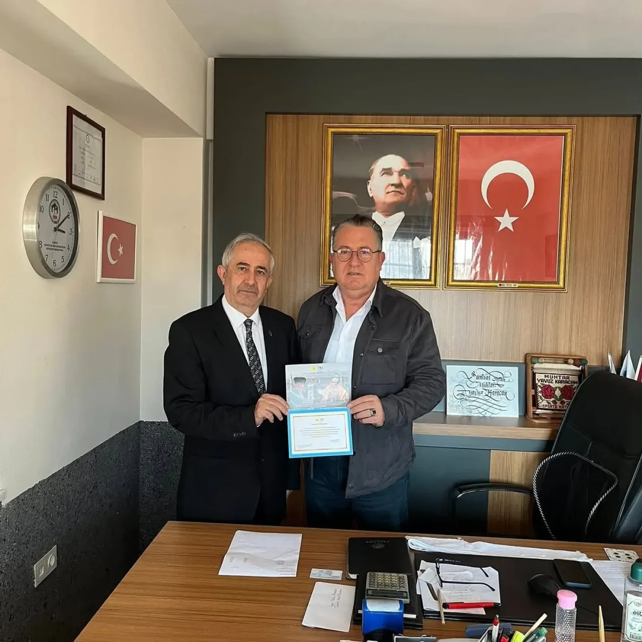 İYİ Parti Antalya Teşkilatı, Kepez'de Muhtar Ziyaretleri Gerçekleştirdi İYİ Parti Antalya Teşkilatı, Kepez'de Muhtar Ziyaretleri Gerçekleştirdi
