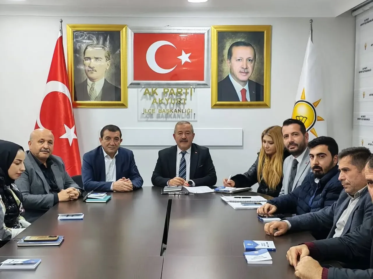 Akyurt Ak Parti İlçe Teşkilatı, Olağan Yönetim Kurulu Toplantısını Gerçekleştirdi Akyurt Ak Parti İlçe Teşkilatı, Olağan Yönetim Kurulu Toplantısını Gerçekleştirdi