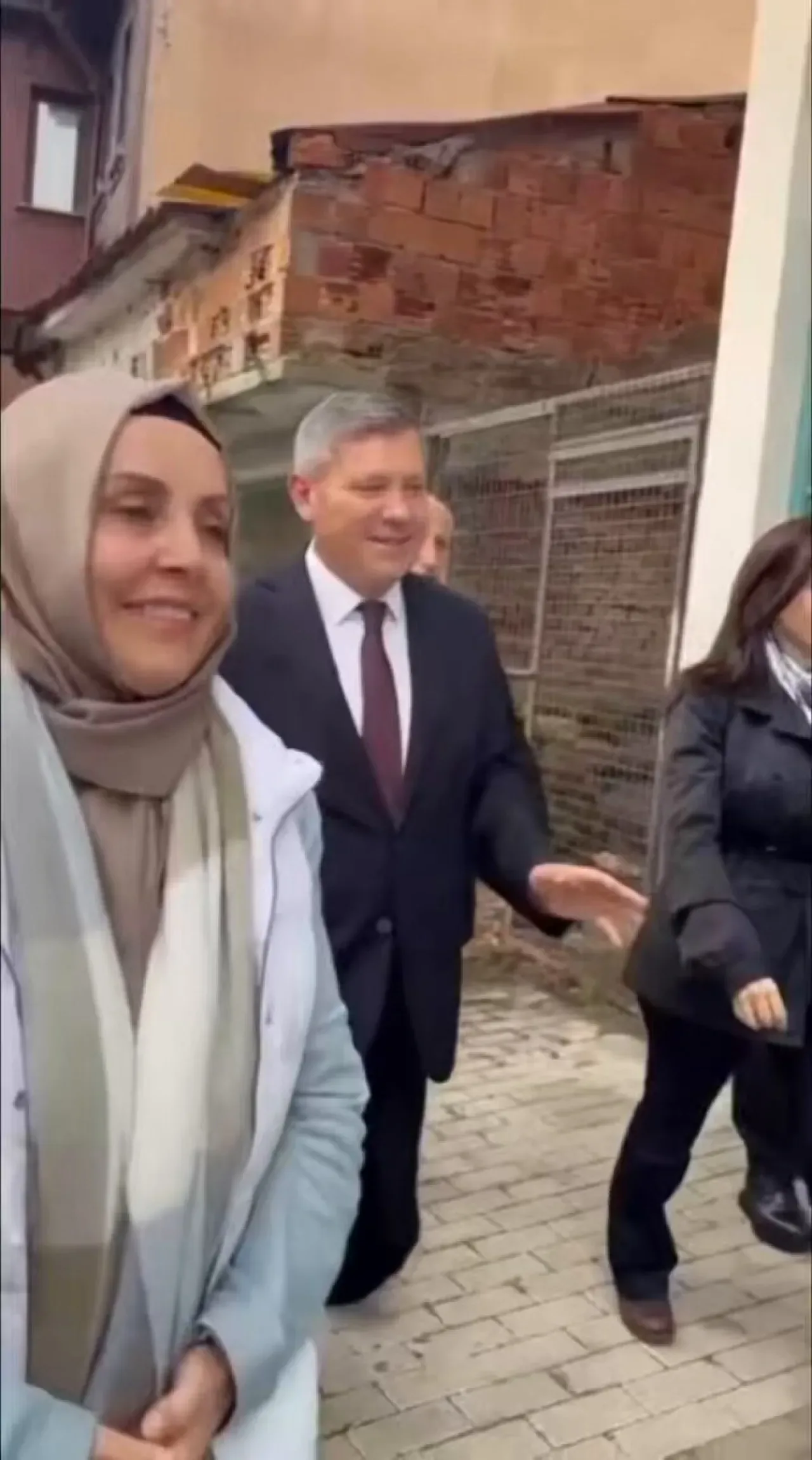AK Parti Beykoz'da Kırsal Mahallede İnceleme AK Parti Beykoz'da Kırsal Mahallede İnceleme