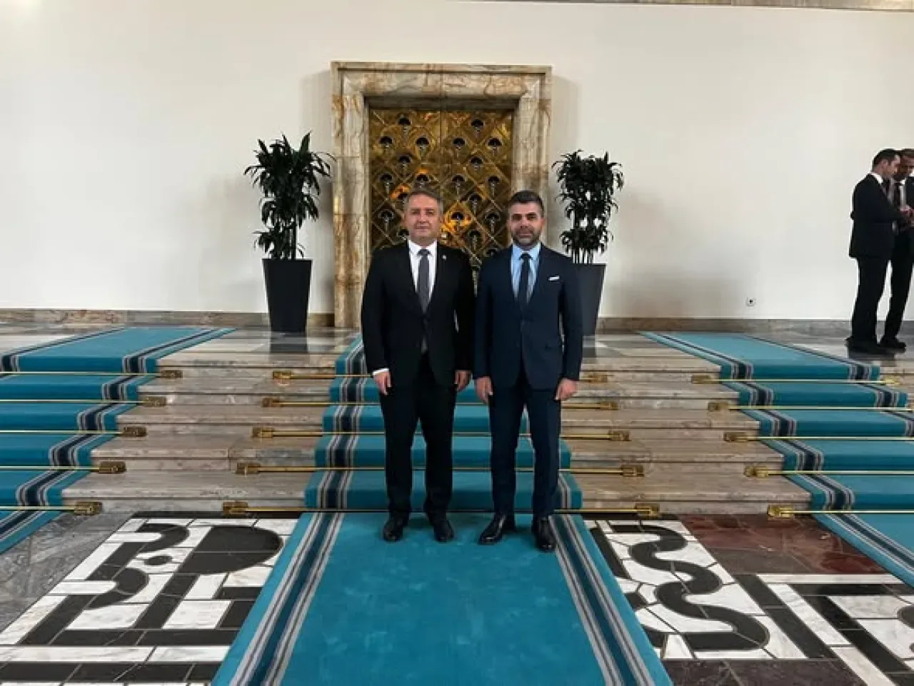 Gelecek Partisi İstanbul Milletvekili İsa Mesih Şahin'den TBMM'de Önemli Ziyaret Gelecek Partisi İstanbul Milletvekili İsa Mesih Şahin'den TBMM'de Önemli Ziyaret