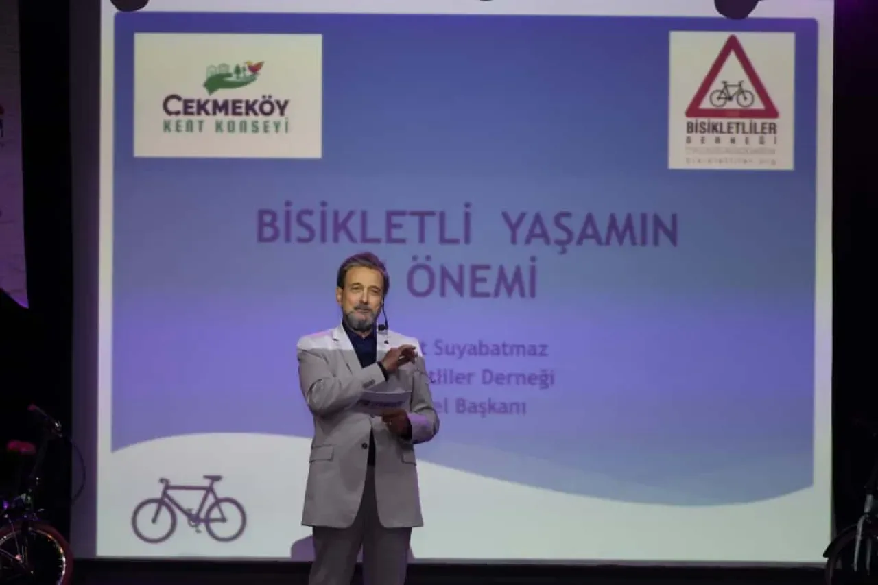 Çekmeköy'de Bisikletli Yaşam Semineri Düzenlendi Çekmeköy'de Bisikletli Yaşam Semineri Düzenlendi
